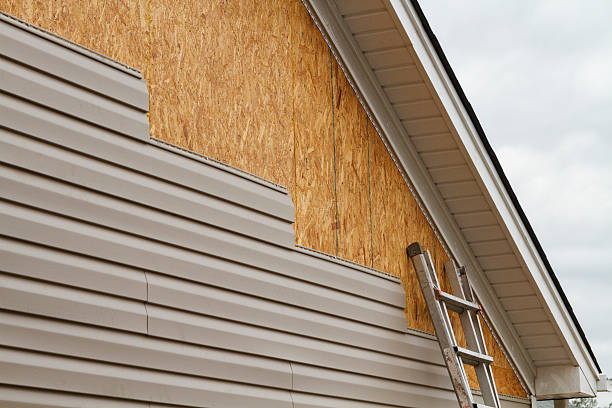 Professional Siding Replacement technician working in Rocky Hill, NJ